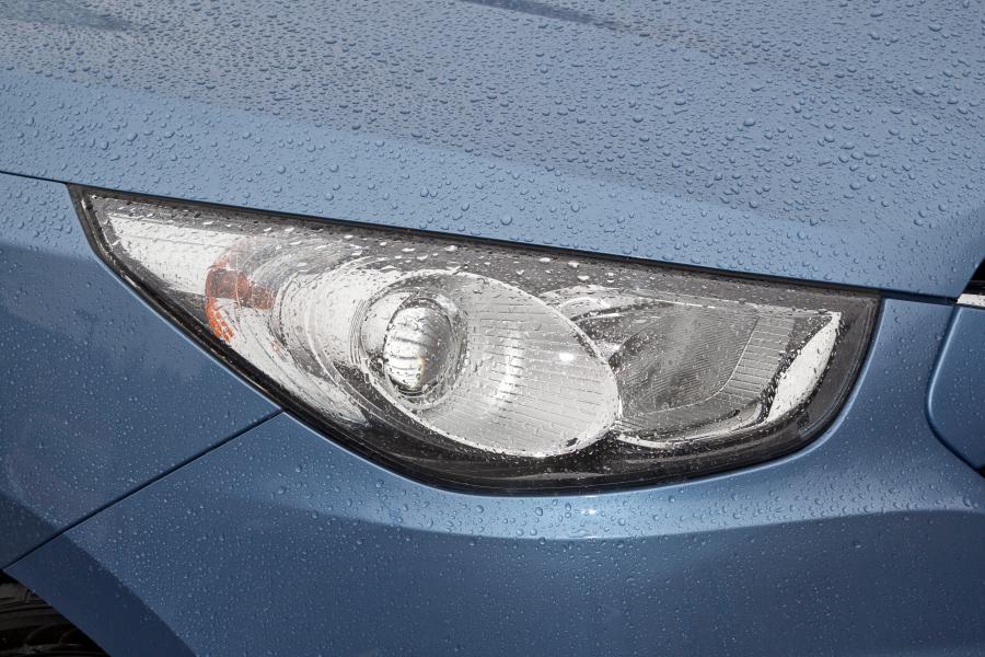  Hyundai ix35 2013 года  (UK) (фото 36 из 93)